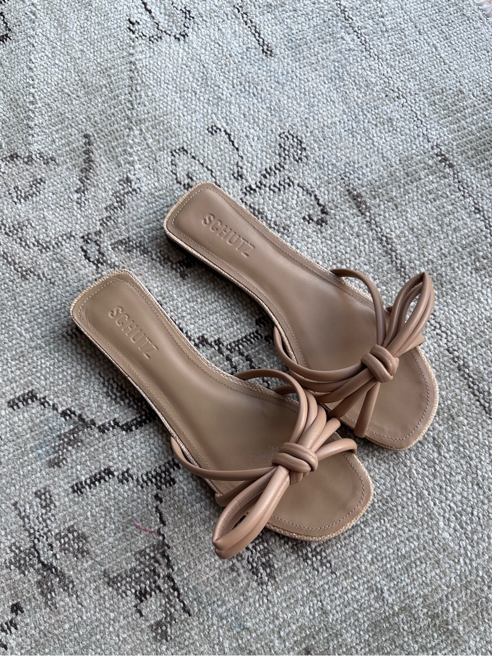 schutz blossom flat sandals